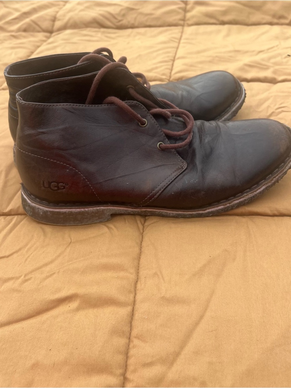 UGG Men's Leighton Chukka Boots in Dark Brown Size 9.5 Preppy Academia